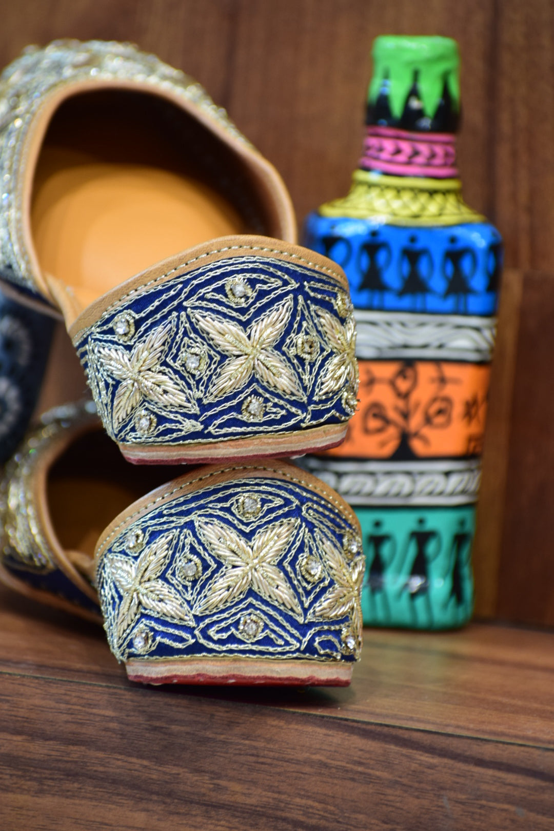 Rajmahal – Handcrafted Jutti | Juttiesmaker | Punjabi jutti