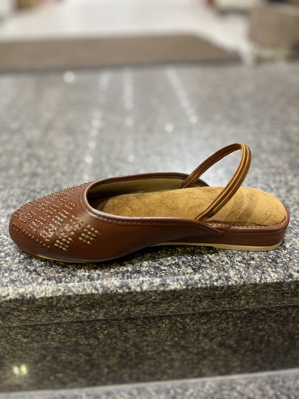 Zari Luxe Vegan Tapper