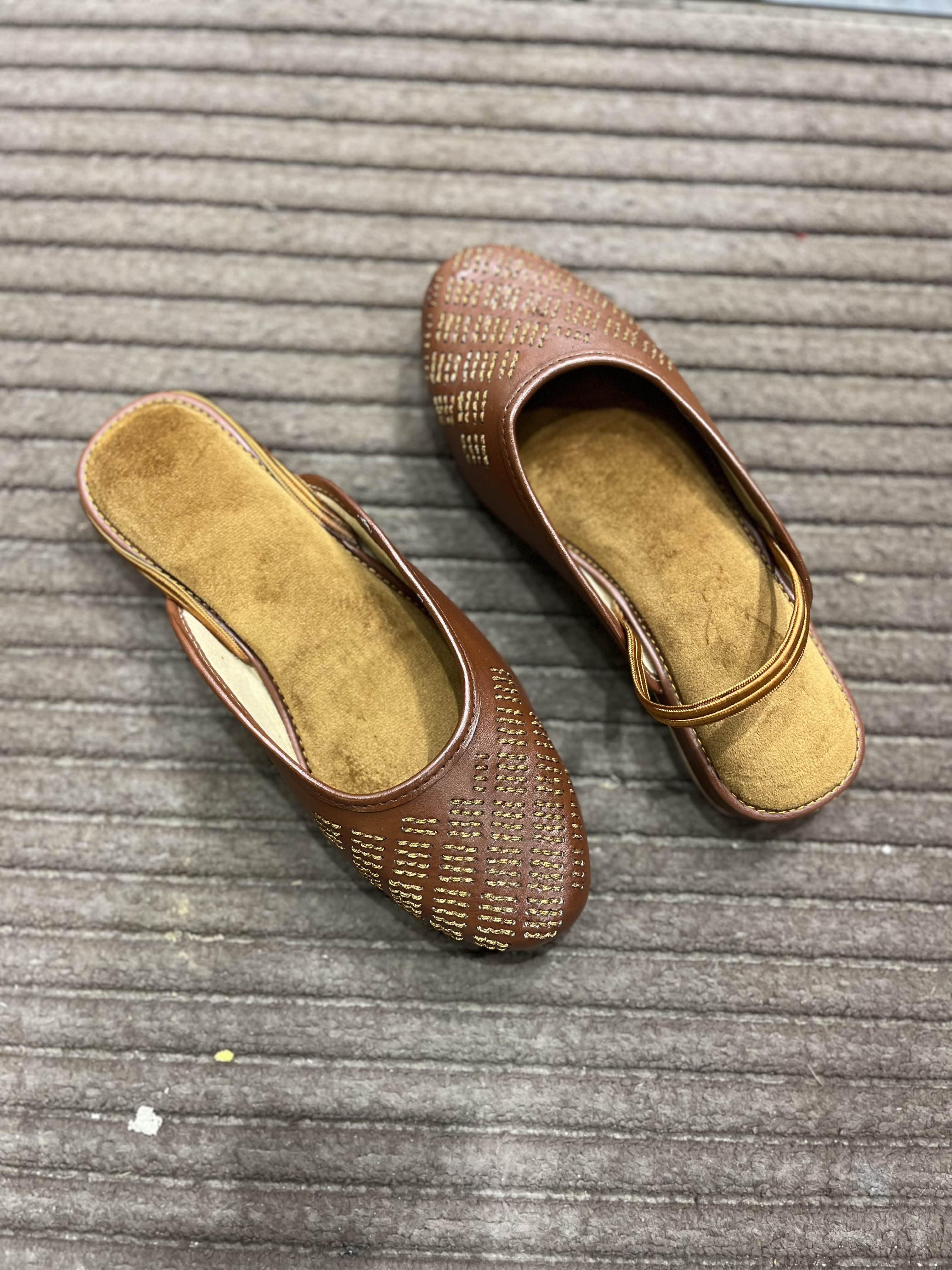 Zari Luxe Vegan Tapper