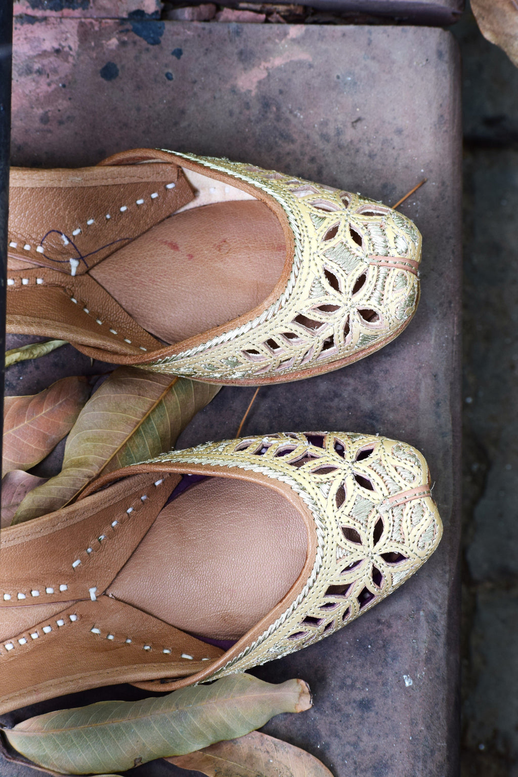 Mud Gold Cutfat Jutti