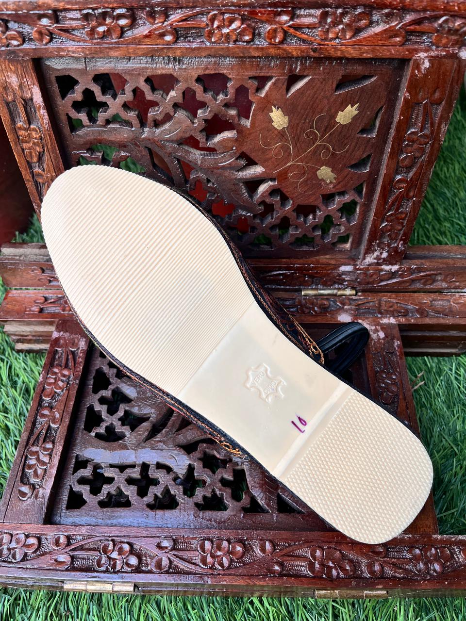 Rangrez vegan- tapper